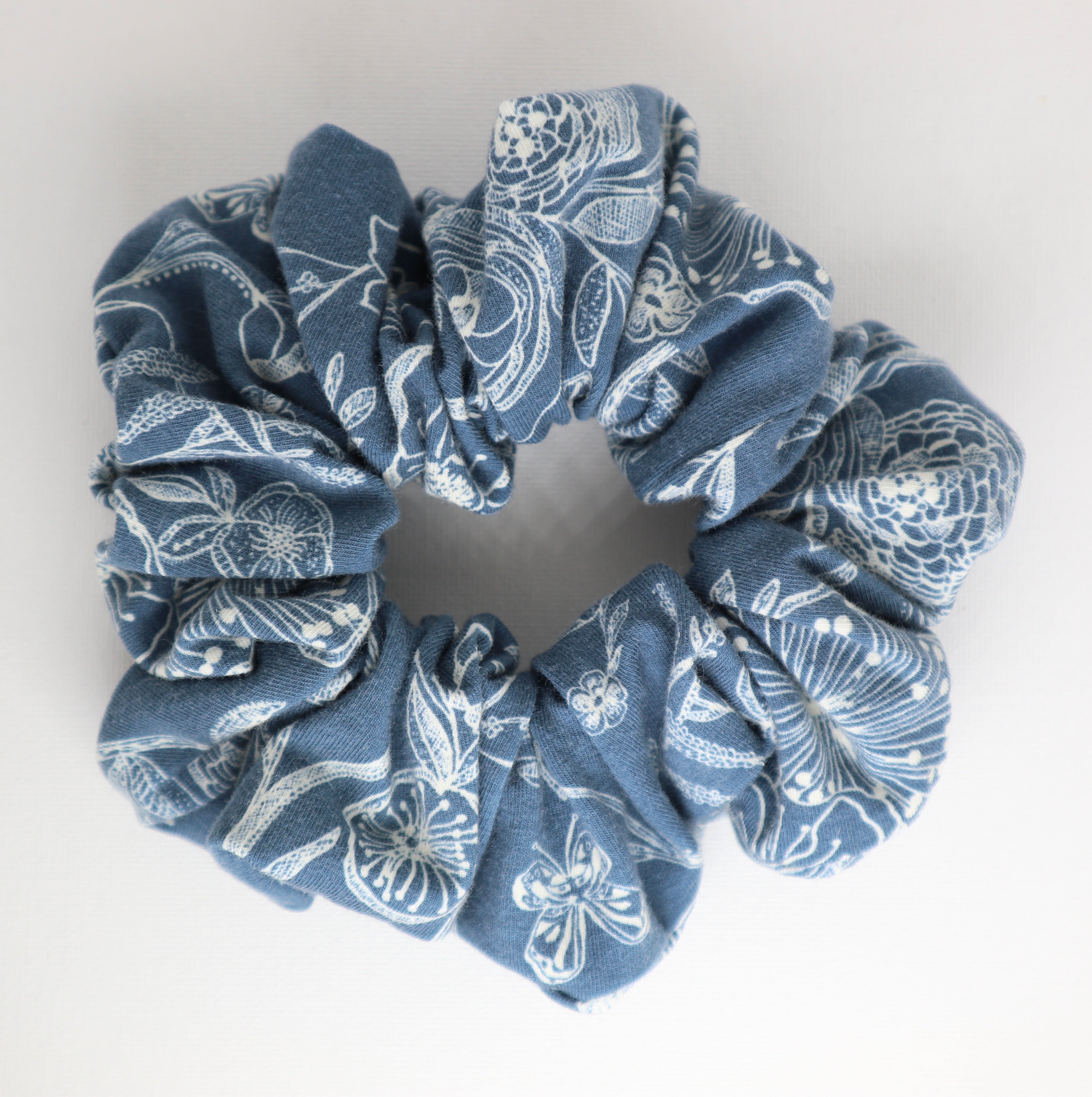 Scrunchie for hair color blue jeans with flowers ivory